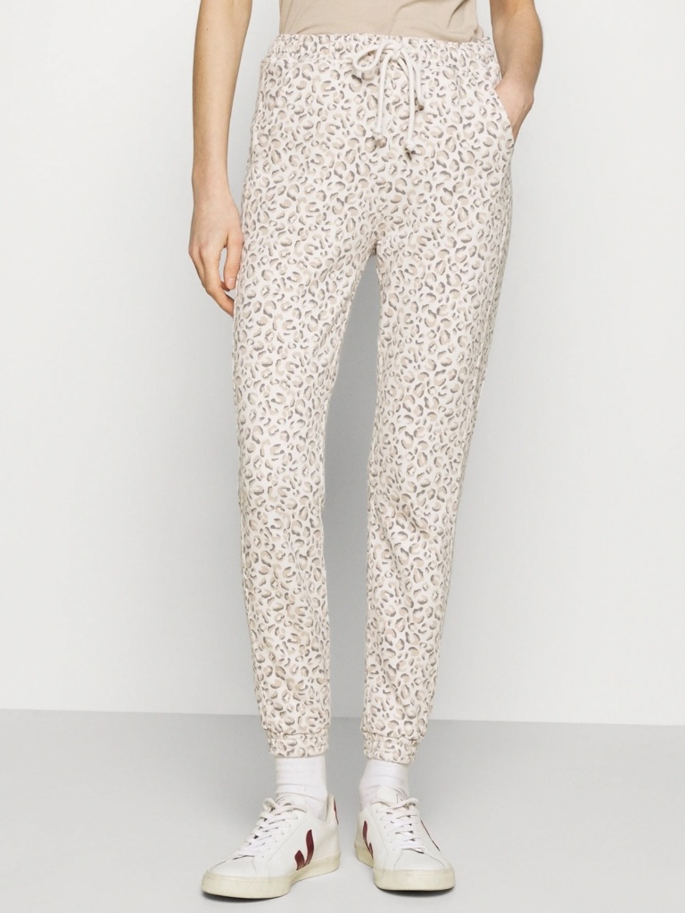 Abercrombie Soft A&F Collection Leopard Jogger Sweatpants - Small - Cream Tan